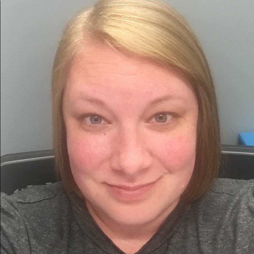 Meet your Posher, Julie
